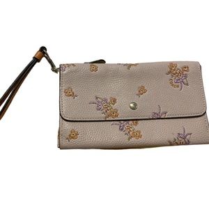 Coach three zip wristlet